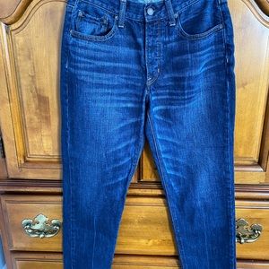 AE Vintage high rise jeans